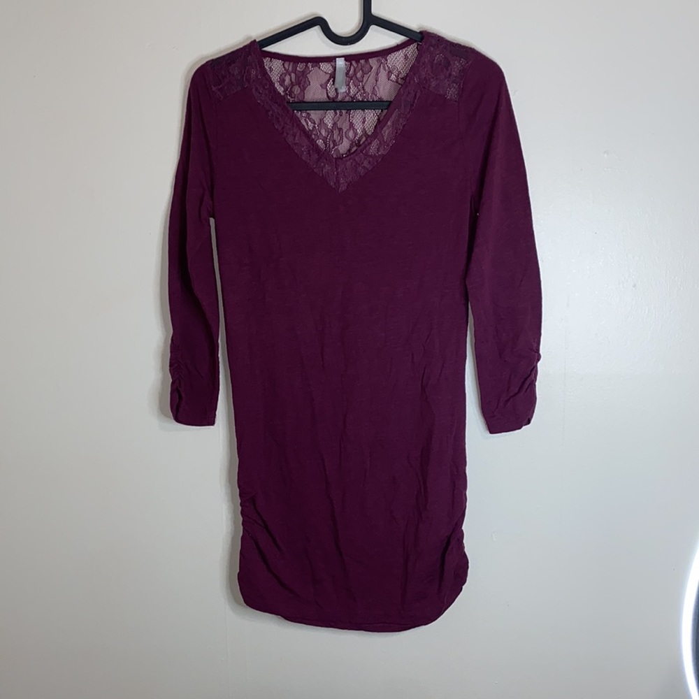 🪿Vanity Maroon lace detail dress! - Picture 2 of 7